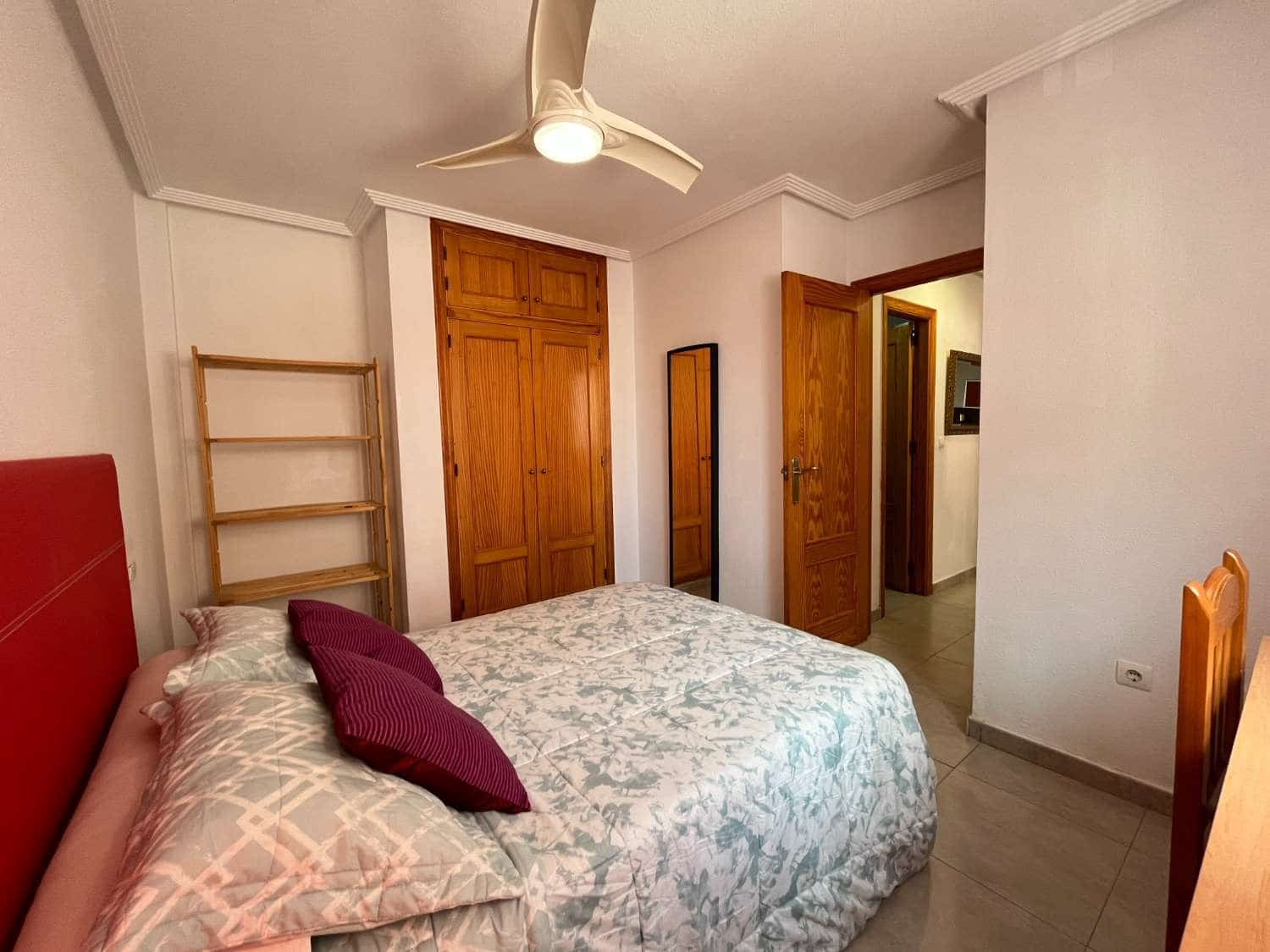 2 soveværelse Strandlejlighed til salg i Playa Flamenca med swimmingpool - € 165.000 (Ref: 9969235)