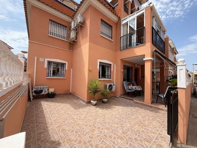 2 soveværelse Strandlejlighed til salg i Playa Flamenca, Orihuela med swimmingpool - € 165.000 (Ref: 9969235)
