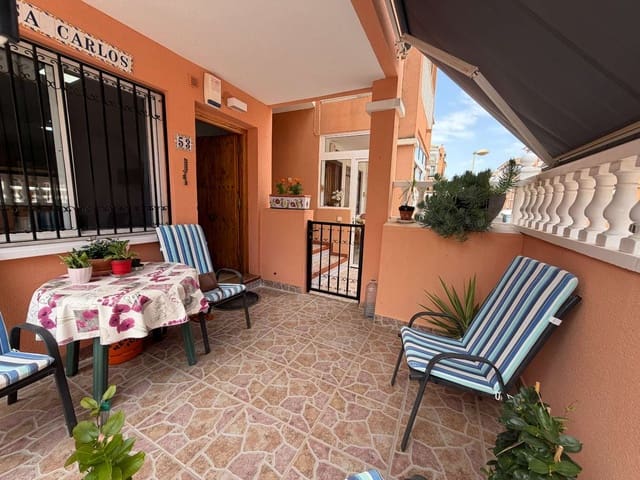 2 soveværelse Strandlejlighed til salg i Playa Flamenca, Orihuela med swimmingpool - € 165.000 (Ref: 9969235)