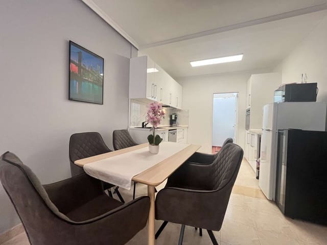 Pareado de 2 habitaciones en Orihuela en venta con piscina - 169.000 € (Ref: 9974695)