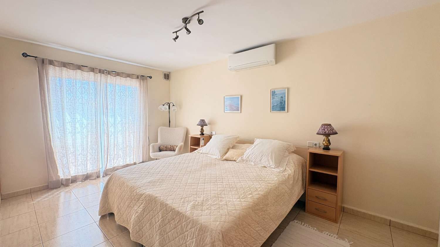 2 slaapkamer Bungalow te koop in Orihuela - € 165.000 (Ref: 9976813)