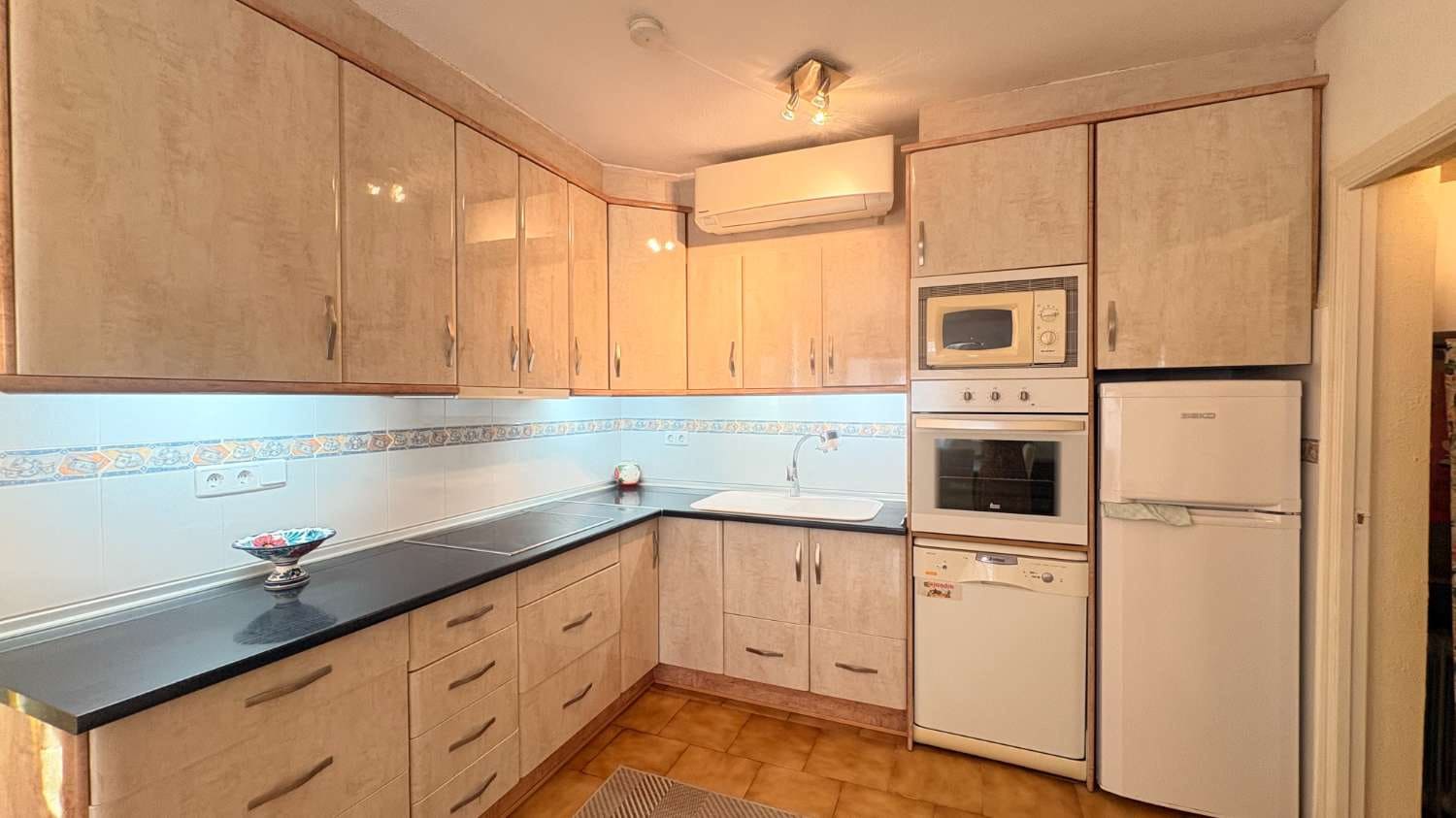 2 slaapkamer Bungalow te koop in Orihuela - € 165.000 (Ref: 9976813)
