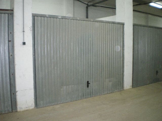 Garage for sale in Villamartin, Orihuela - € 12,000 (Ref: 9984421)