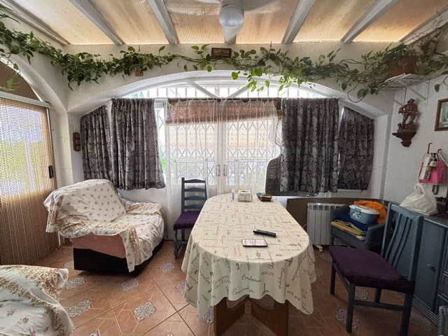 2 soveværelse Bungalow til salg i Orihuela med swimmingpool - € 214.000 (Ref: 9984422)