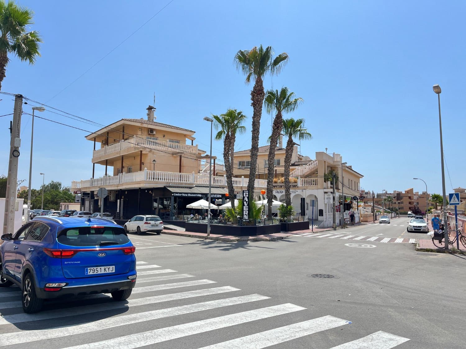 Bungalow de 2 habitaciones en Orihuela en venta con piscina - 214.000 € (Ref: 9984422)