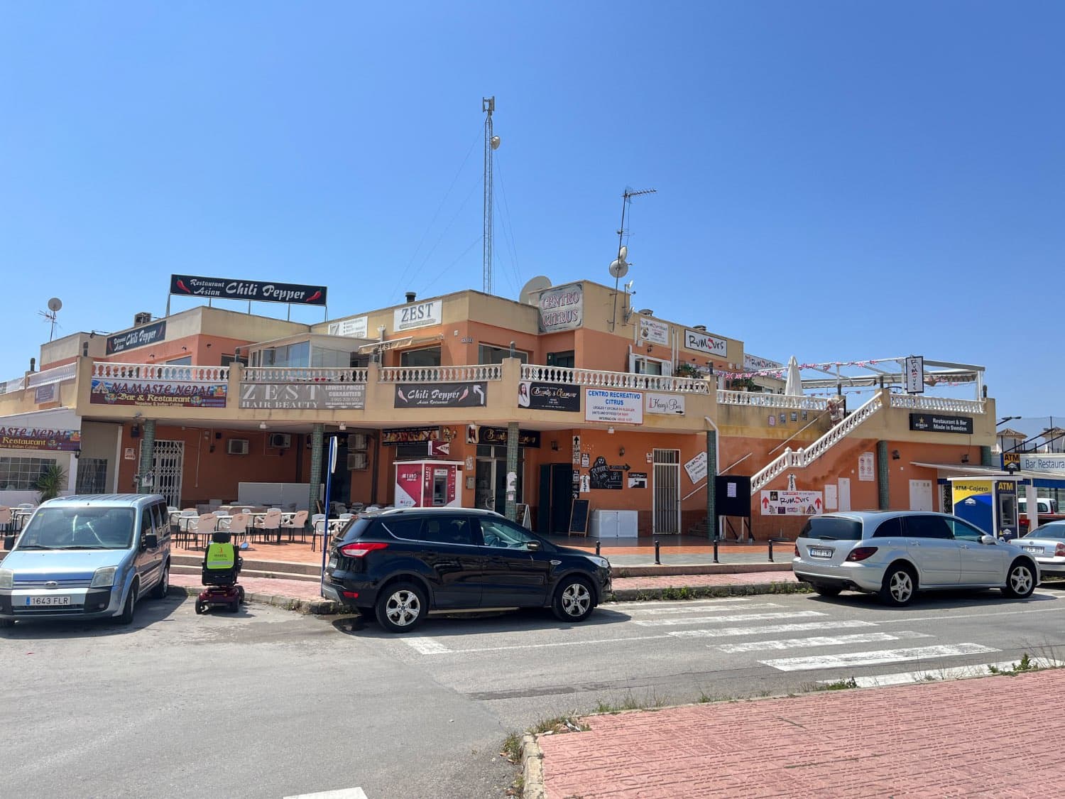 Bungalow de 2 habitaciones en Orihuela en venta con piscina - 214.000 € (Ref: 9984422)