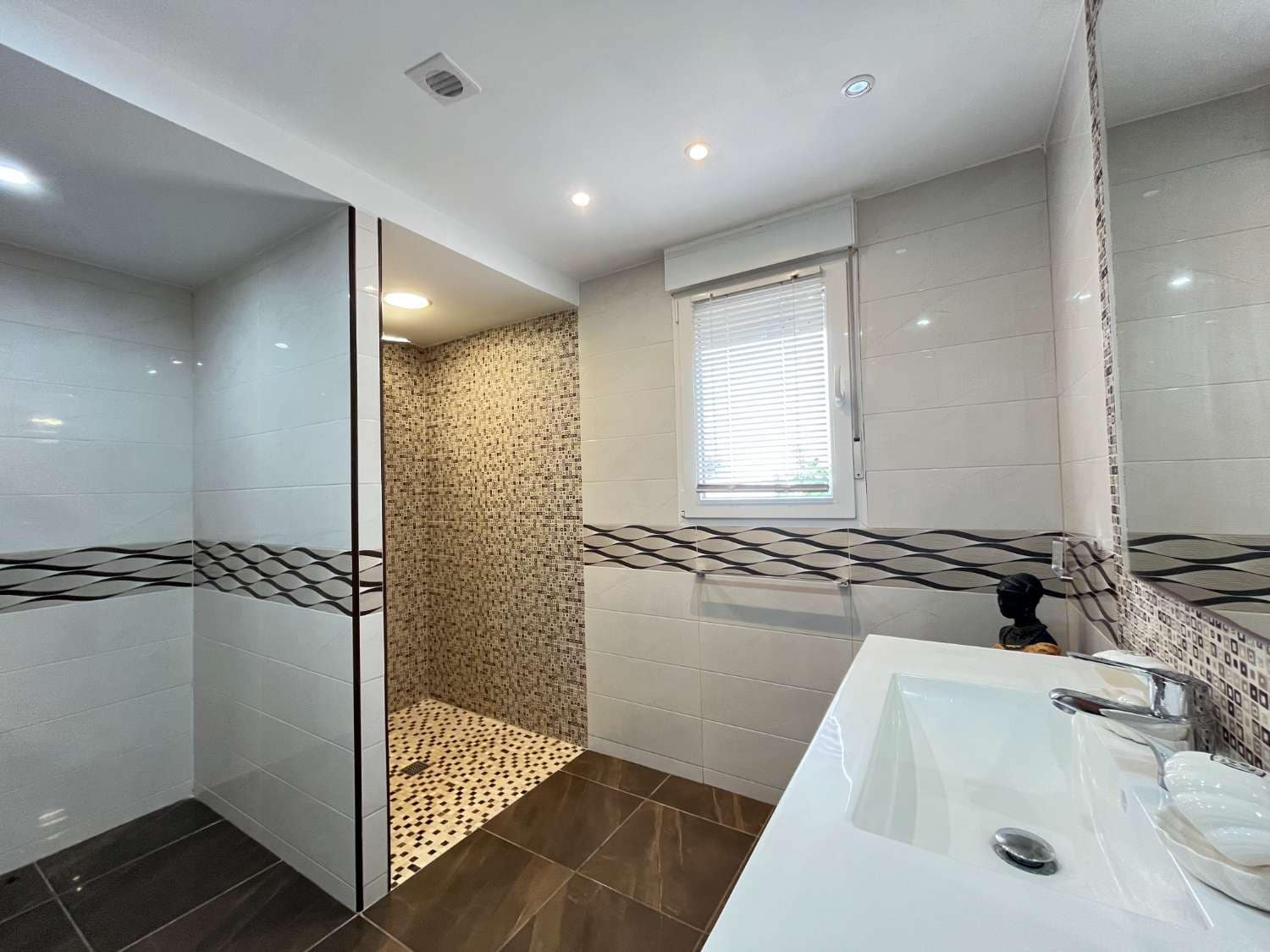 2 bedroom Villa for sale in Orihuela with pool garage - € 385,000 (Ref: 9990224)
