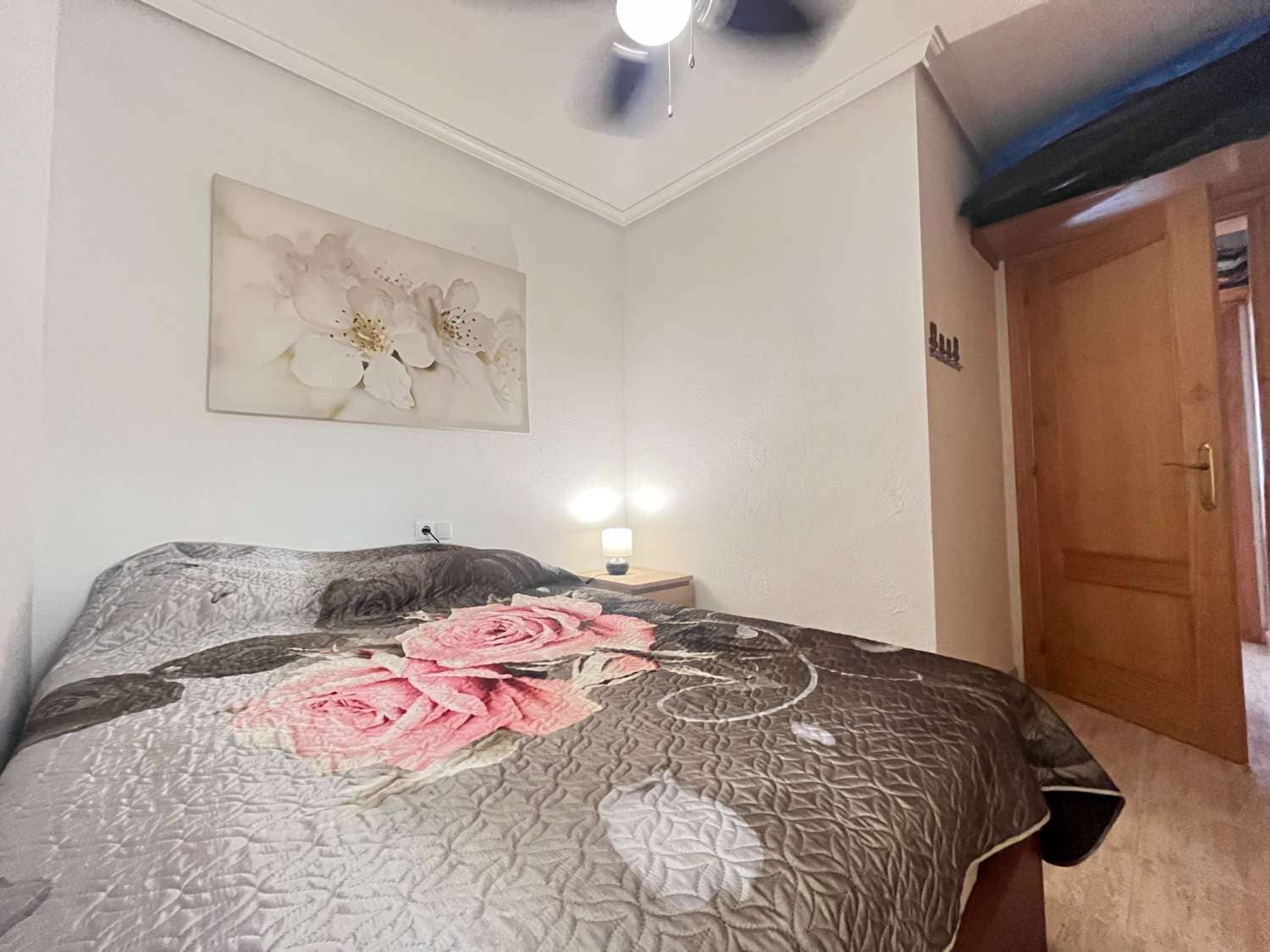 2 sypialnia Apartament przy plaży na sprzedaż w Orihuela z basenem - 155 000 € (Ref: 9993847)