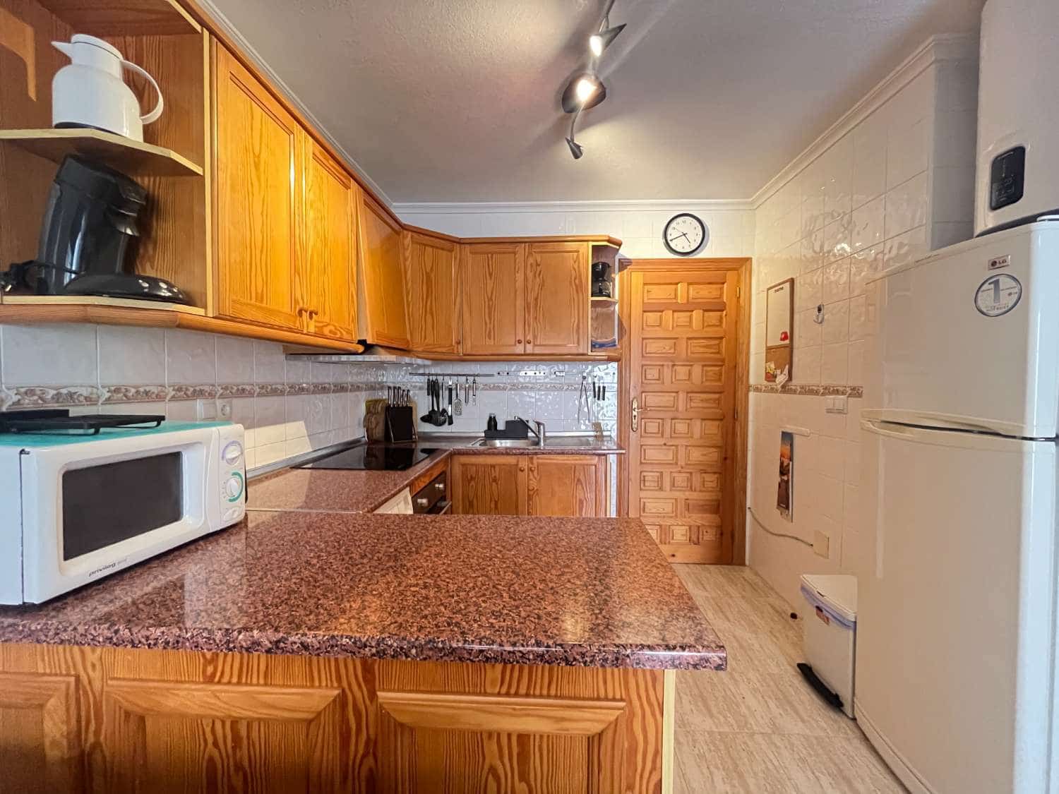 2 sypialnia Apartament przy plaży na sprzedaż w Orihuela z basenem - 155 000 € (Ref: 9993847)
