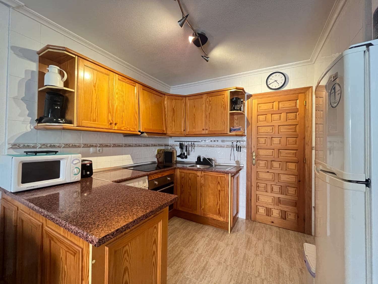 2 sypialnia Apartament przy plaży na sprzedaż w Orihuela z basenem - 155 000 € (Ref: 9993847)