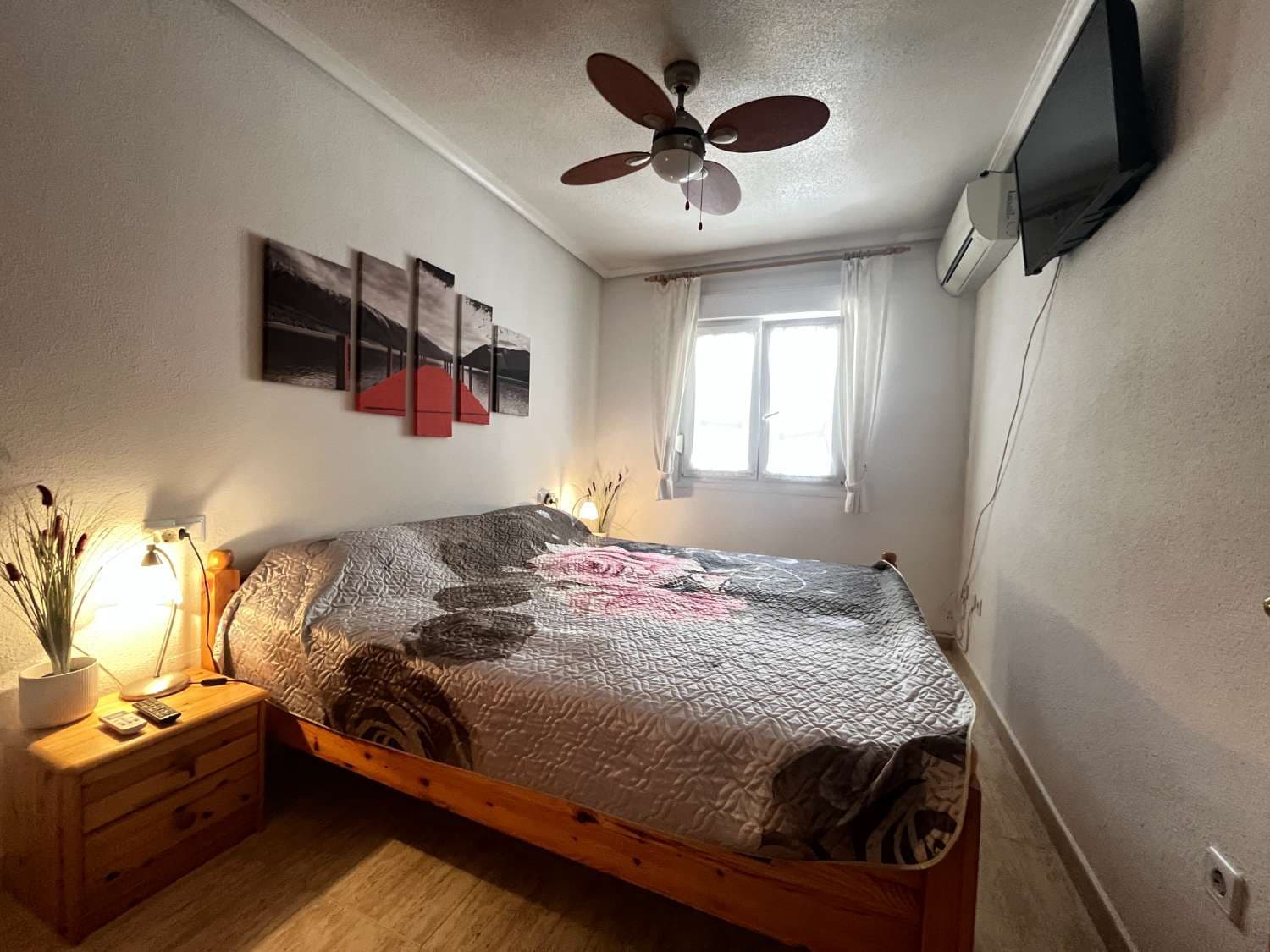 2 sypialnia Apartament przy plaży na sprzedaż w Orihuela z basenem - 155 000 € (Ref: 9993847)