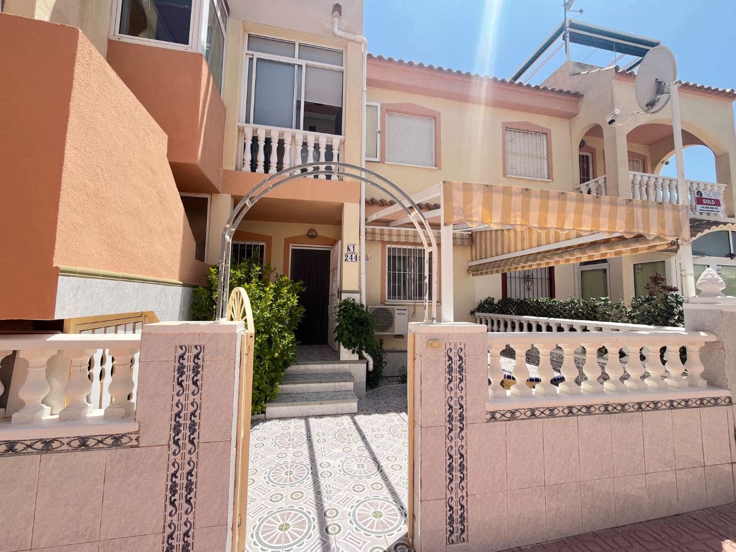 2 sypialnia Apartament przy plaży na sprzedaż w Orihuela z basenem - 155 000 € (Ref: 9993847)