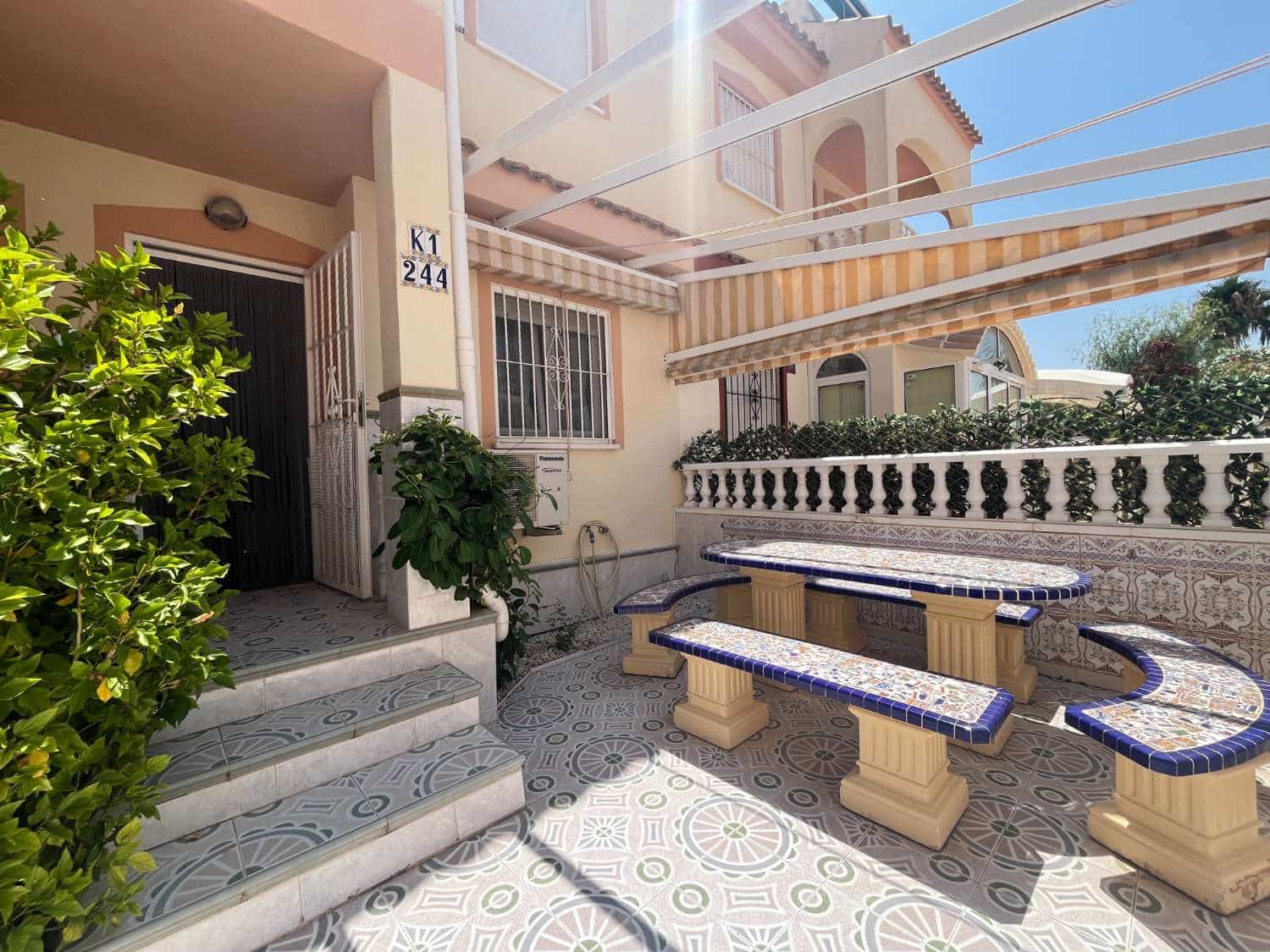 2 sypialnia Apartament przy plaży na sprzedaż w Orihuela z basenem - 155 000 € (Ref: 9993847)