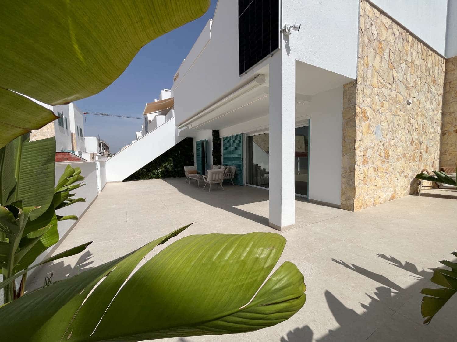 Apartamento en Pilar de la Horadada en venta con piscina - 375.000 € (Ref: 9993848)