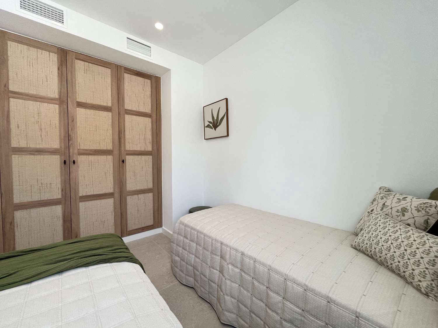 Apartamento en Pilar de la Horadada en venta con piscina - 375.000 € (Ref: 9993848)