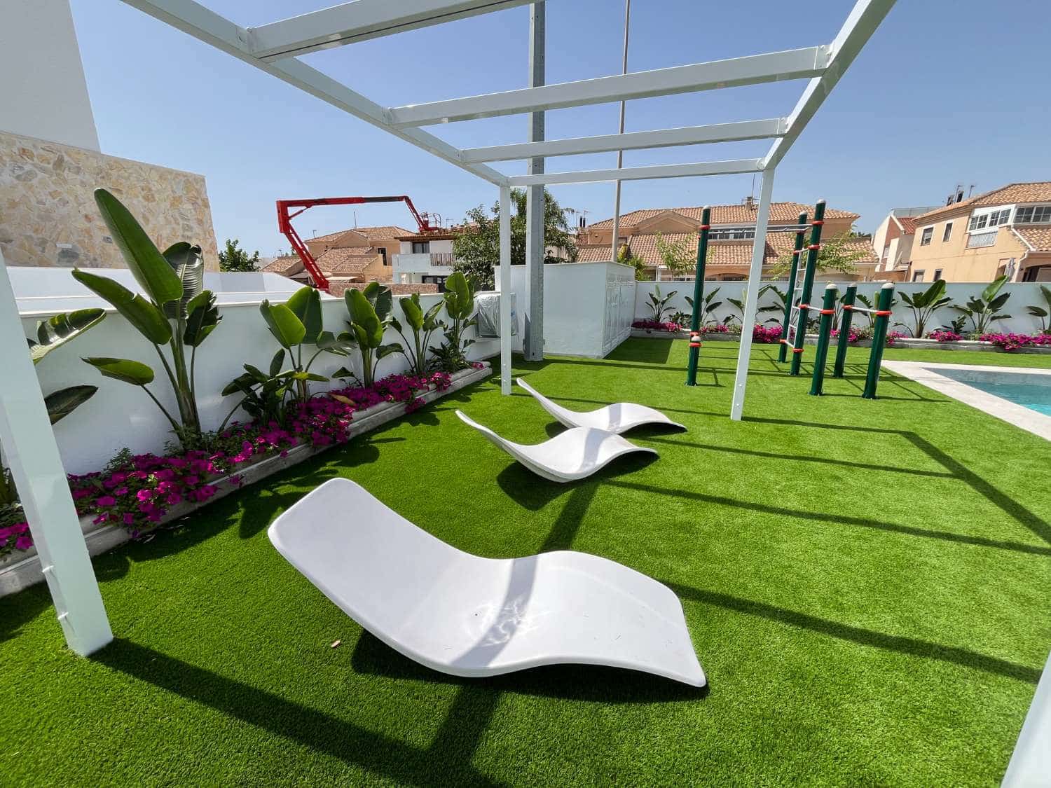 Apartamento en Pilar de la Horadada en venta con piscina - 375.000 € (Ref: 9993848)