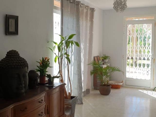 8 bedroom Villa for sale in Moralet with pool garage - € 735,000 (Ref: 7771998)