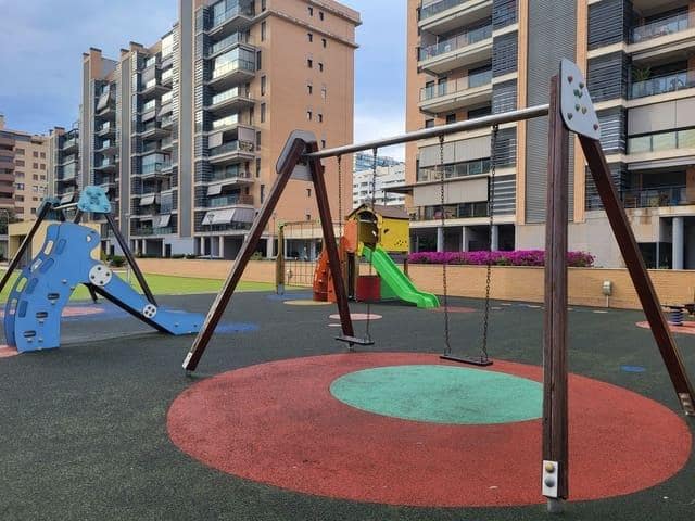 3 soverom Leilighet til salgs i Playa de San Juan, Alicante by med svømmebasseng garasje - € 455 000 (Ref: 8577131)