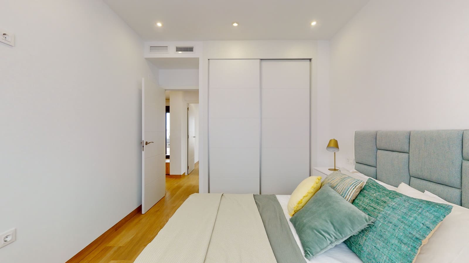 2 soveværelse Bungalow til salg i Torrevieja med swimmingpool garage - € 269.900 (Ref: 8734452)