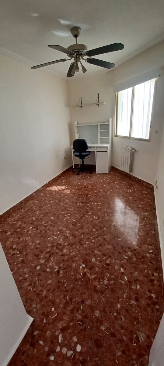 4 soveværelse Lejlighed til salg i Alicante by med swimmingpool garage - € 560.000 (Ref: 8776757)