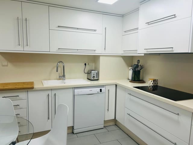 5 soveværelse Lejlighed til salg i Ensanche - Diputacion, Alicante by - € 635.000 (Ref: 8947134)