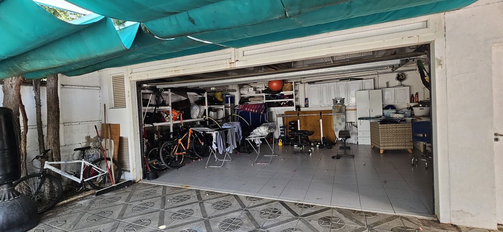 3 soveværelse Villa til salg i El Campello med swimmingpool garage - € 750.000 (Ref: 9064741)