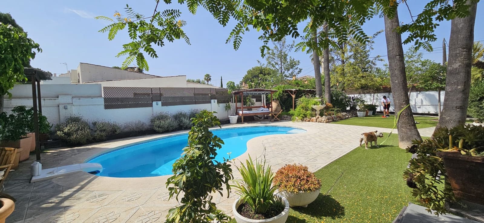 3 soveværelse Villa til salg i El Campello med swimmingpool garage - € 750.000 (Ref: 9064741)