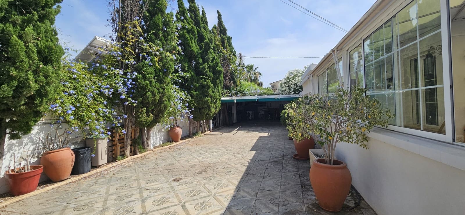 3 soveværelse Villa til salg i El Campello med swimmingpool garage - € 750.000 (Ref: 9064741)