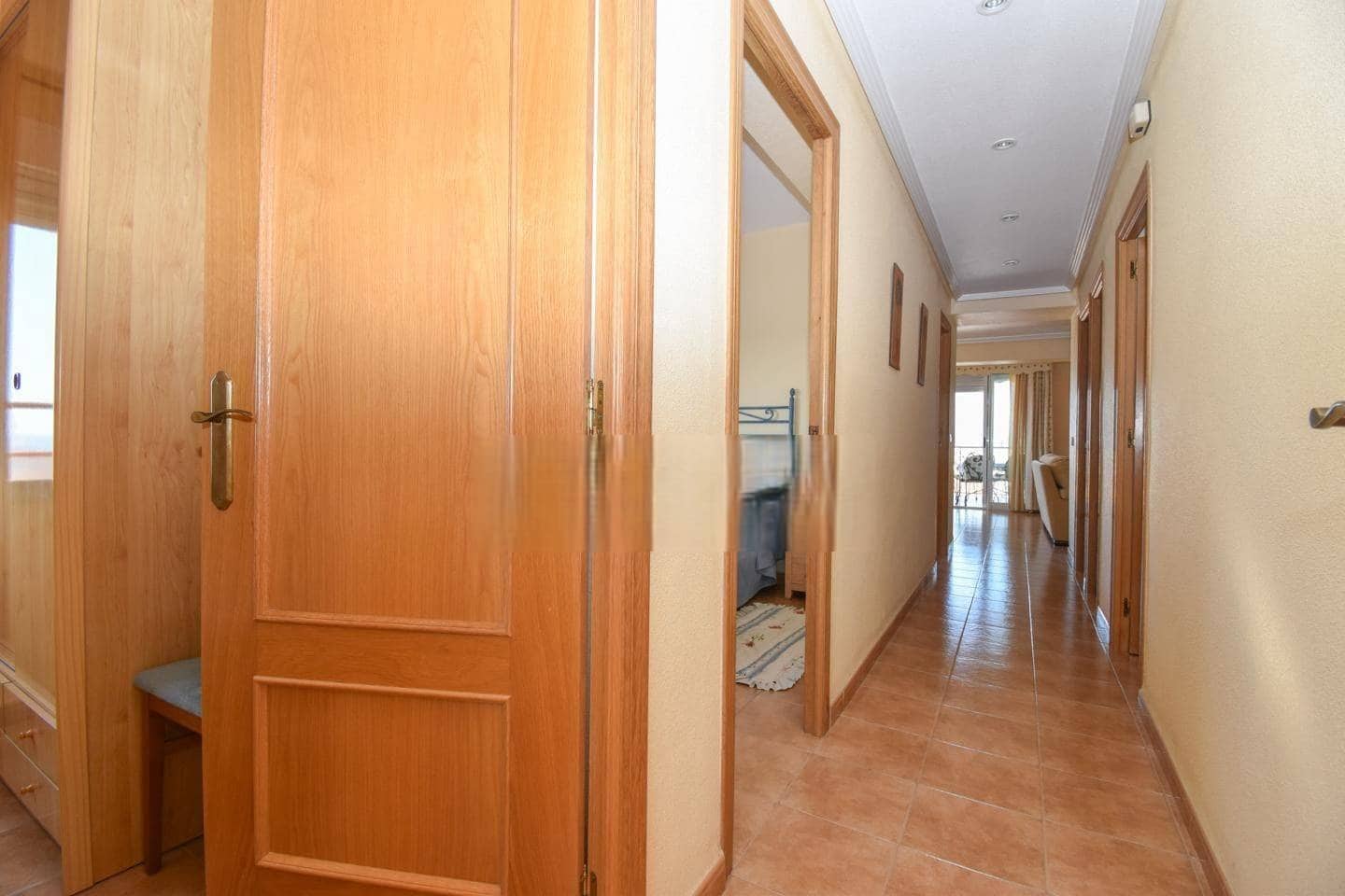 4 quarto Apartamento de Praia para venda em Santa Pola - 240 000 € (Ref: 9192619)