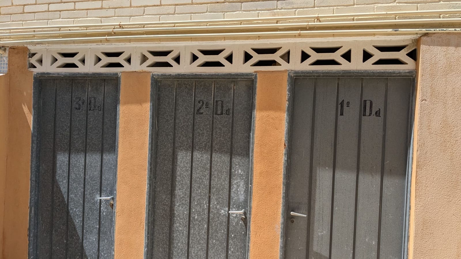 3 soveværelse Strandlejlighed til salg i Santa Pola med garage - € 215.000 (Ref: 9215479)