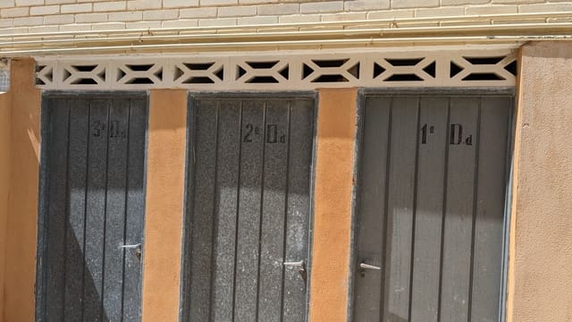 3 bedroom Beach Apartment for sale in Gran Playa, Santa Pola with garage - € 215,000 (Ref: 9215479)