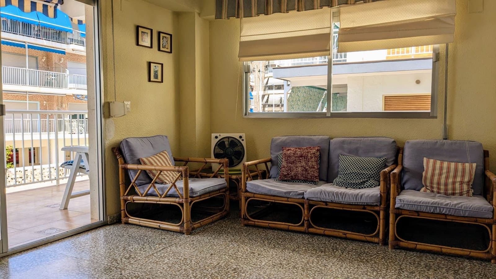 3 soveværelse Strandlejlighed til salg i Santa Pola med garage - € 215.000 (Ref: 9215479)