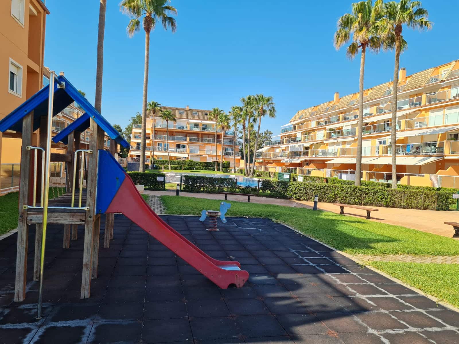 3 bedroom Beach Apartment for sale in Denia with pool garage - € 510,000 (Ref: 9338500)