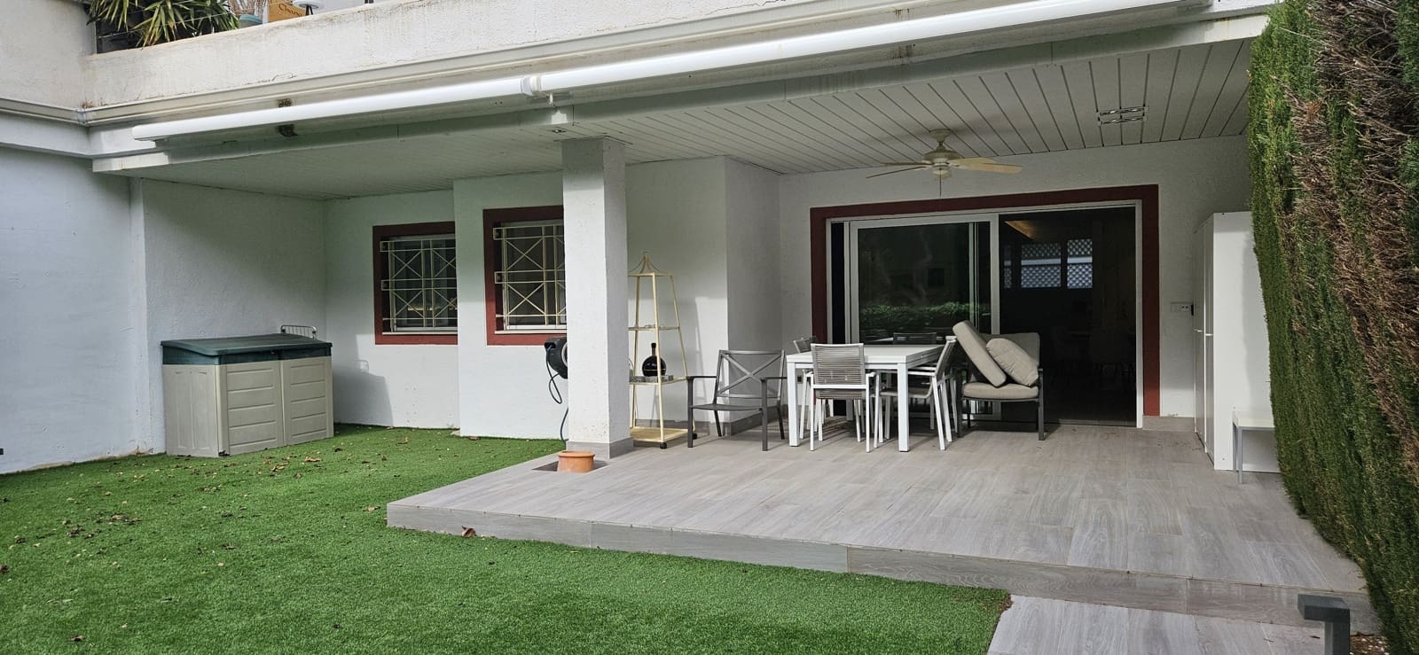 3 Zimmer Bungalow zu verkaufen in Alicante / Alacant Stadt mit Pool Garage - 610.000 € (Ref: 9558797)