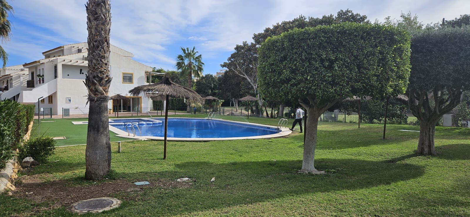 3 Zimmer Bungalow zu verkaufen in Alicante / Alacant Stadt mit Pool Garage - 610.000 € (Ref: 9558797)