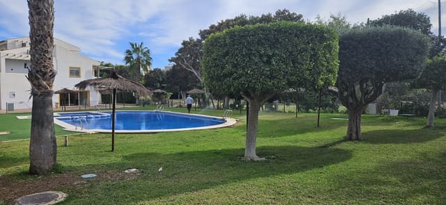 3 sovrum Bungalow till salu i Alicante Golf, Alicante stad med pool garage - 610 000 € (Ref: 9558797)