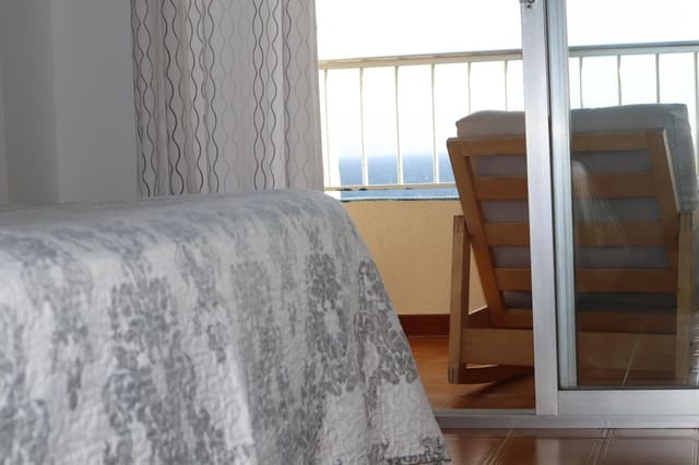 3 quarto Apartamento para arrendamento para férias em Almuñécar com piscina - 535 € (Ref: 3095242)