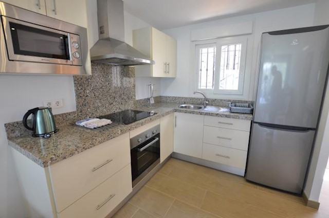 2 camera da letto Villetta a Schiera da affitare come casa vacanza in Almuñécar con piscina garage - 490 € (Rif: 3095243)