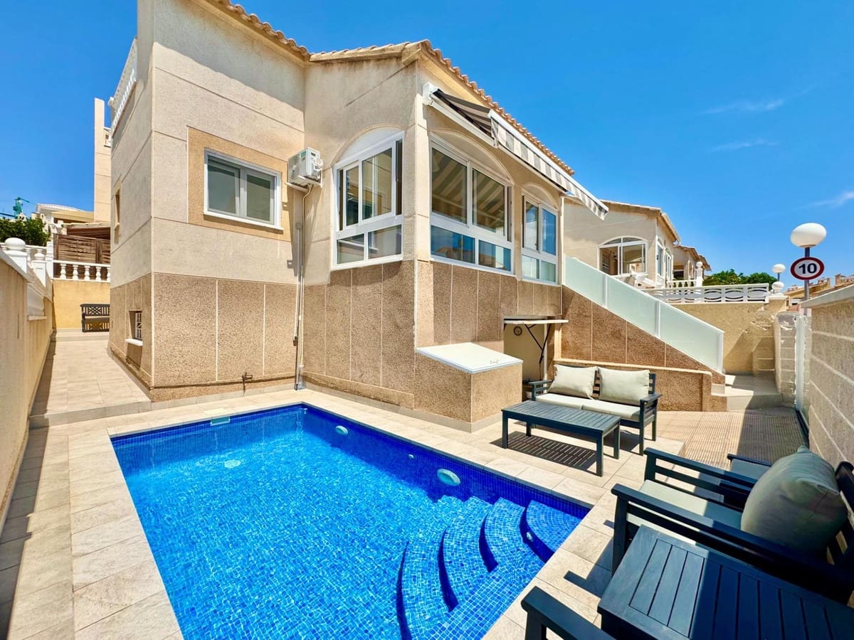 2 chambre Villa/Maison à vendre à La Florida avec piscine garage - 245 000 € (Ref: 10003606)