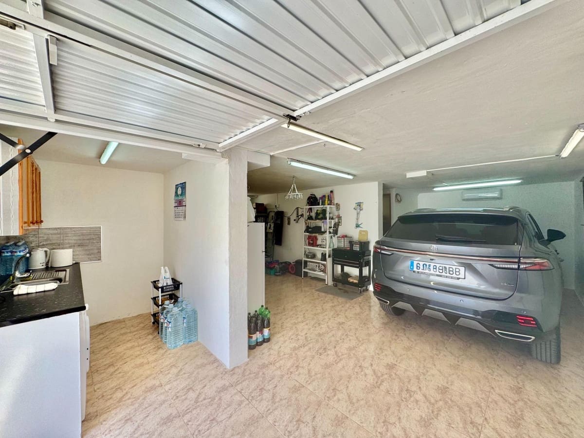 2 chambre Villa/Maison à vendre à La Florida avec piscine garage - 245 000 € (Ref: 10003606)