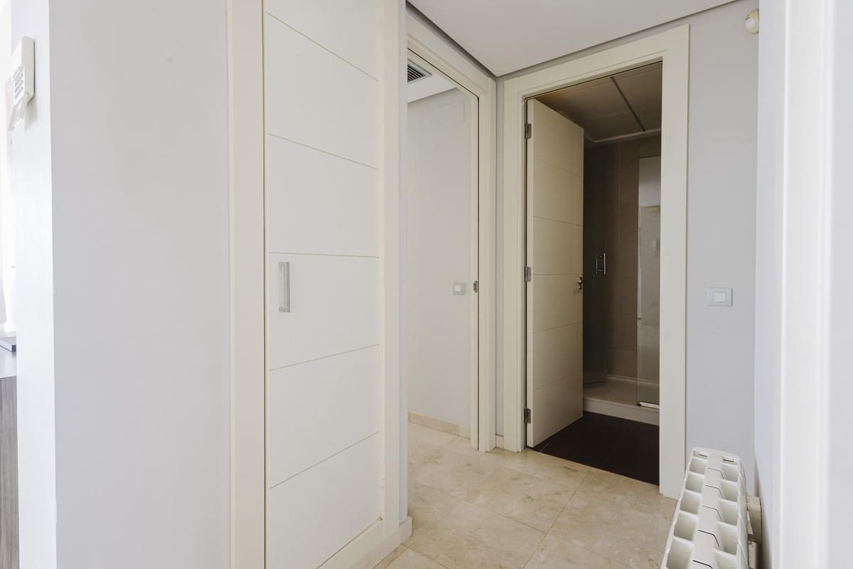 2 soveværelse Lejlighed til salg i Las Colinas Golf med swimmingpool garage - € 275.000 (Ref: 10003608)