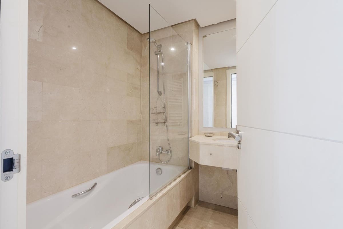 2 soveværelse Lejlighed til salg i Las Colinas Golf med swimmingpool garage - € 275.000 (Ref: 10003608)