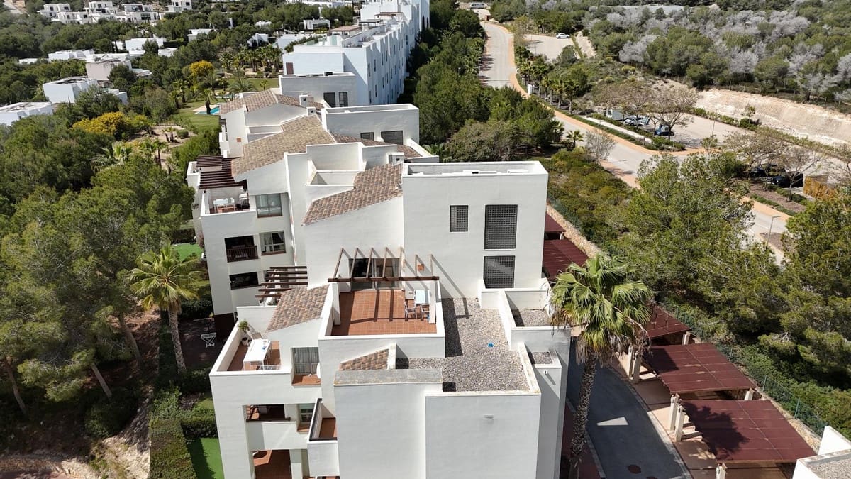 2 soveværelse Lejlighed til salg i Las Colinas Golf med swimmingpool garage - € 275.000 (Ref: 10003608)