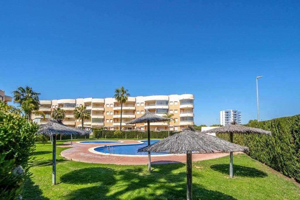 2 bedroom Apartment for sale in Campoamor with pool garage - € 205,000 (Ref: 10003611)