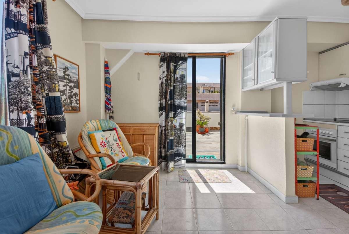 1 sovrum Lägenhet till salu i Orihuela Costa med pool - 149 900 € (Ref: 10003613)