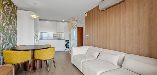 2 slaapkamer Appartement te koop in Punta Prima, Orihuela met zwembad garage - € 225.000 (Ref: 10005259)
