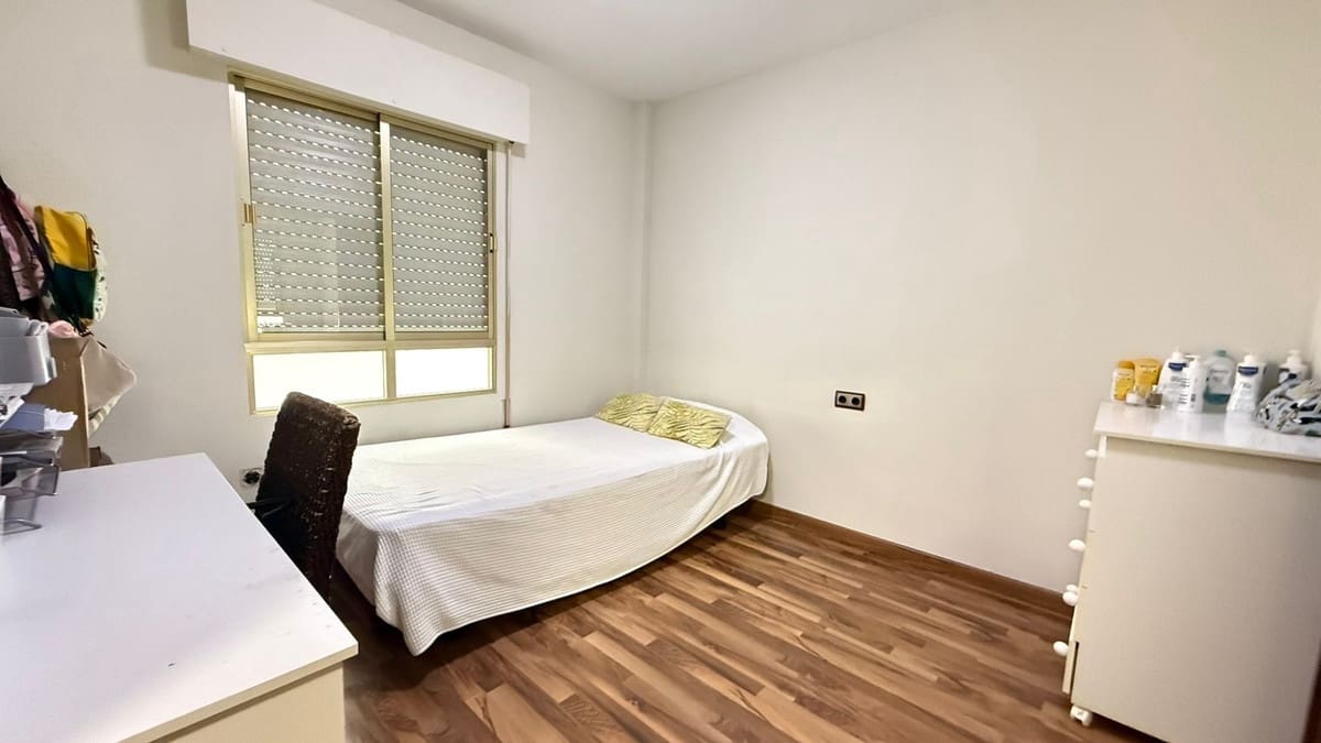 3 soveværelse Lejlighed til salg i San Miguel de Salinas med garage - € 155.000 (Ref: 10005265)