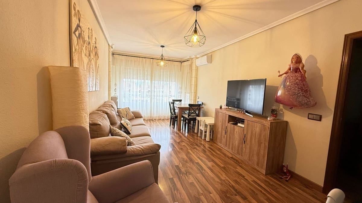 3 soveværelse Lejlighed til salg i San Miguel de Salinas med garage - € 155.000 (Ref: 10005265)