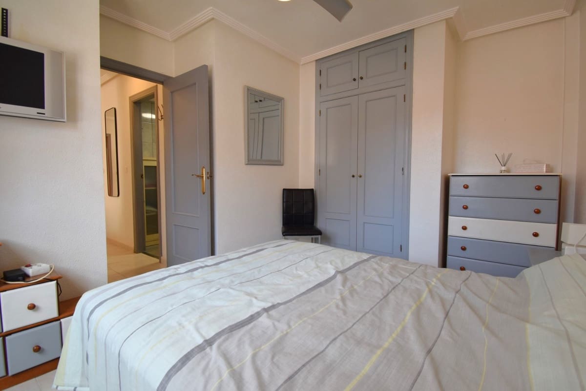 2 sovrum Lägenhet till salu i Playa Flamenca med pool - 169 900 € (Ref: 10006328)