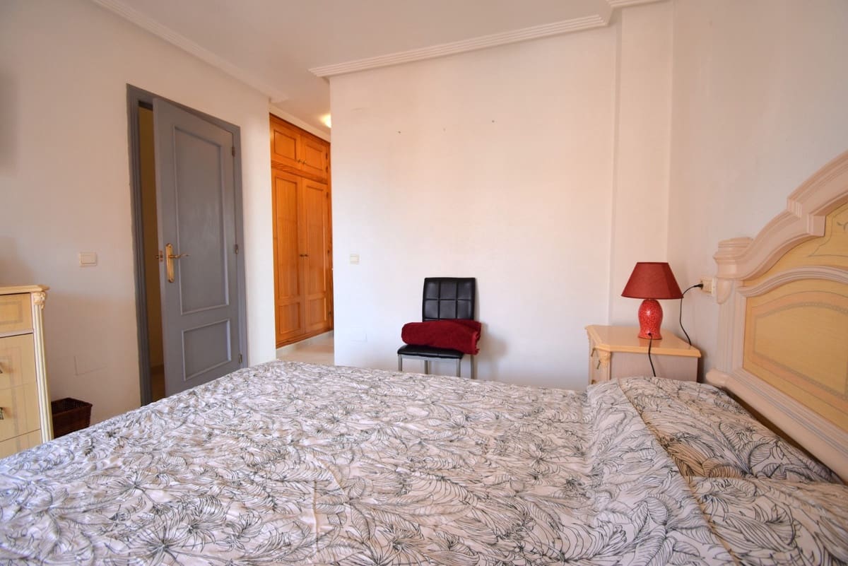 2 sovrum Lägenhet till salu i Playa Flamenca med pool - 169 900 € (Ref: 10006328)
